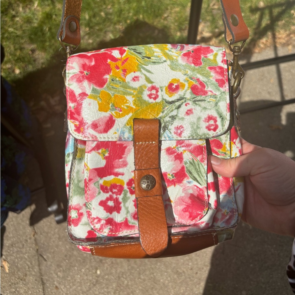 Patricia Nash Floral Purse